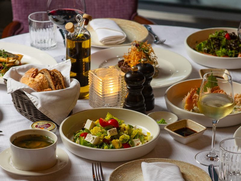 Le Resto Business Lunch Image