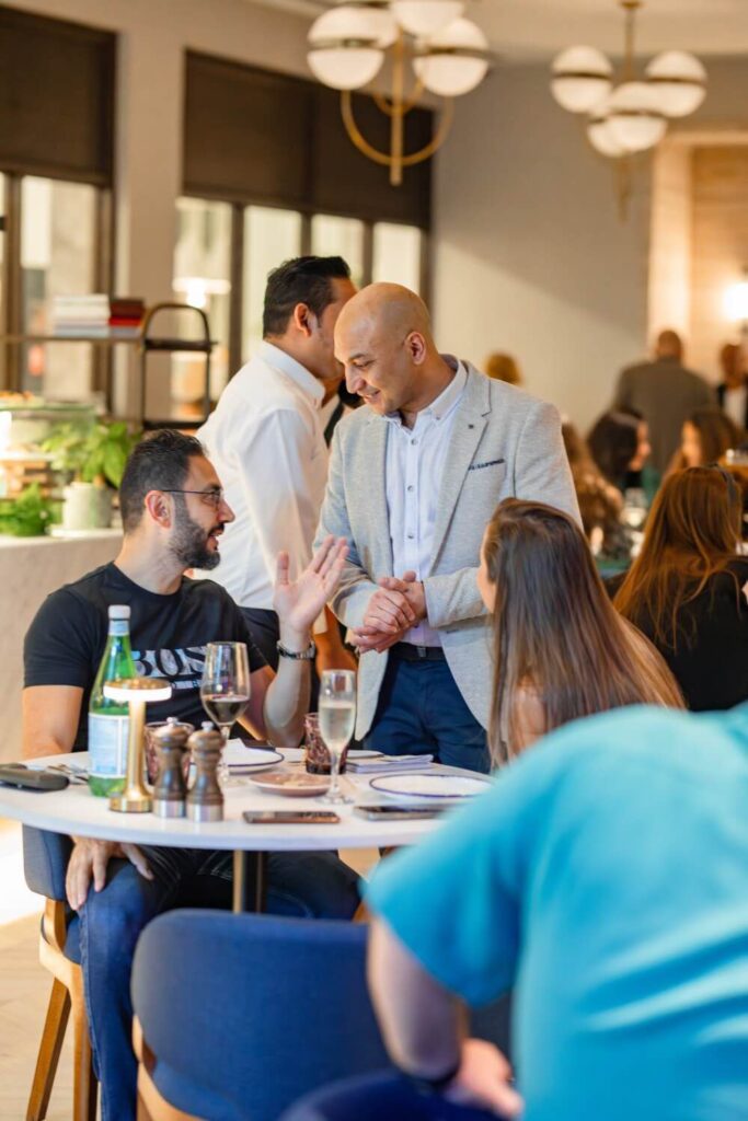 Small Actions, Big Impact: Perfecting Intuitive Service 2 Building a Culture of Anticipation